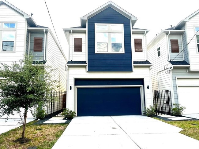 property at 5912 Eastwood St
