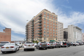 White Sands of Long Beach in Long Beach, NY - Foto de edificio - Building Photo
