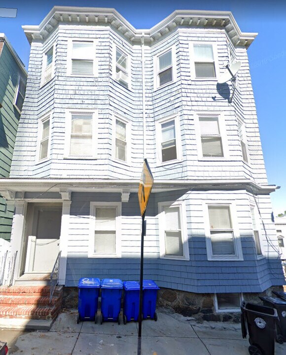 77 Walnut St in Brookline, MA - Foto de edificio