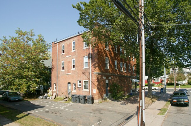 235-239 Preston St in Hartford, CT - Building Photo - Building Photo