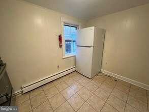 225 Wood St in Bristol, PA - Building Photo - Building Photo
