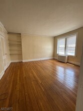 187 Maplewood Ave in Maplewood, NJ - Building Photo - Building Photo