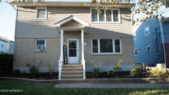 73 Maple Ave in Keansburg, NJ - Building Photo