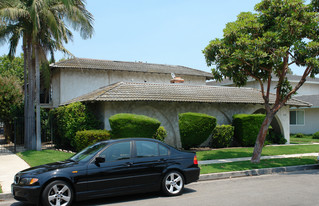 4891 Kona Dr Apartments