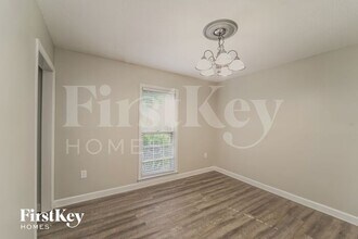 9306 Covedale Dr in Charlotte, NC - Building Photo - Building Photo