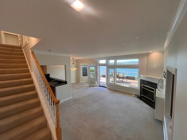 property at 1419 SE Columbia Way