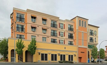 Tuscany Village in Saanich, BC - Building Photo - Building Photo