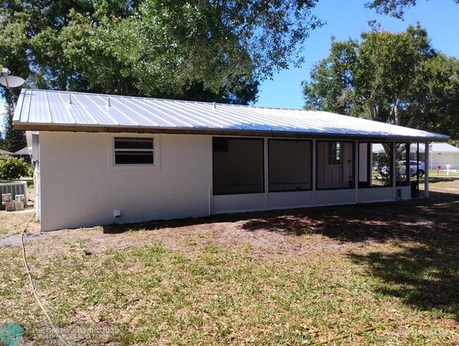 517 Park Ave in Sebastian, FL - Building Photo - Building Photo