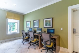 Rolling Green in Sarasota, FL - Foto de edificio - Building Photo