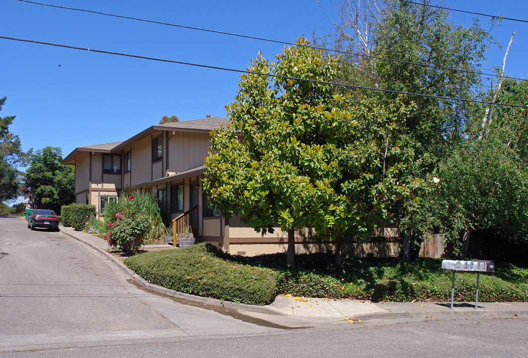 184 Gold Ridge in Sebastopol, CA - Building Photo