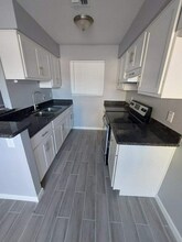9003 W Elm St in Phoenix, AZ - Building Photo - Building Photo