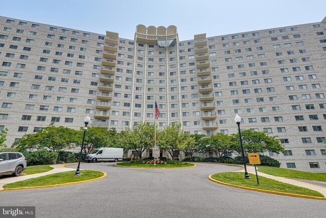 1111 University Blvd W, Unit 1216A in Silver Spring, MD - Building Photo - Building Photo