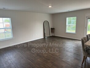 261 Carrington Dr in Lugoff, SC - Building Photo - Building Photo