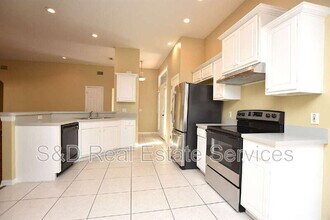 2426 Colonel Ford Dr in Lakeland, FL - Building Photo - Building Photo