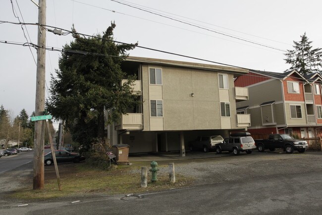 Birchwood West Apartments in Seattle, WA - Foto de edificio - Building Photo