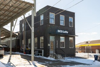 DC 3 Lofts in Kansas City, MO - Foto de edificio - Building Photo