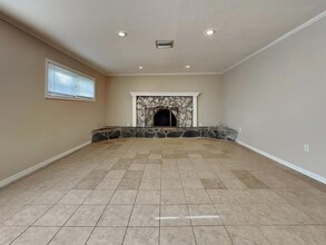 6417 N Gomez Ave in Tampa, FL - Building Photo - Building Photo