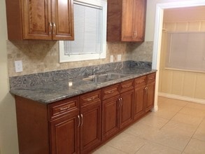 8061 18th St in Westminster, CA - Building Photo - Building Photo