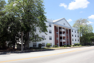 The Plantation Inn in St. Petersburg, FL - Building Photo - Building Photo