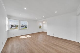 8330 Kittyhawk Ave, Unit 8330 in Los Angeles, CA - Building Photo - Building Photo