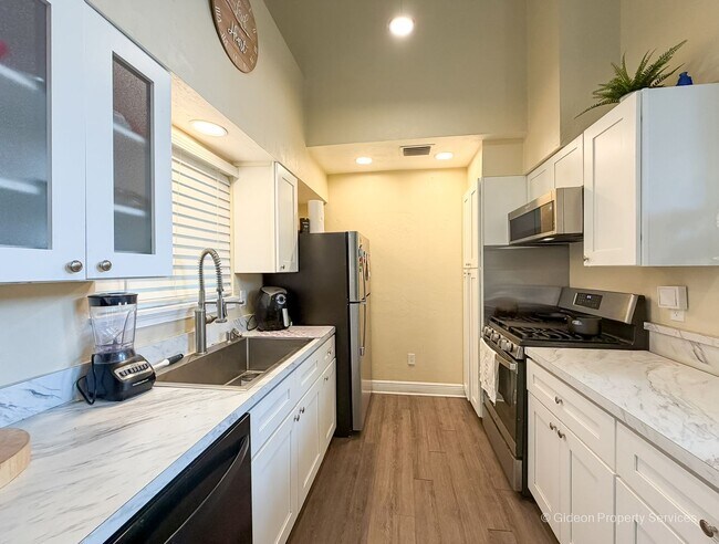 2929 NW 43rd Ave in Gainesville, FL - Building Photo - Building Photo