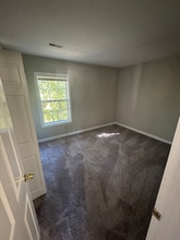 304 Providence Rd in Grafton, MA - Foto de edificio - Building Photo