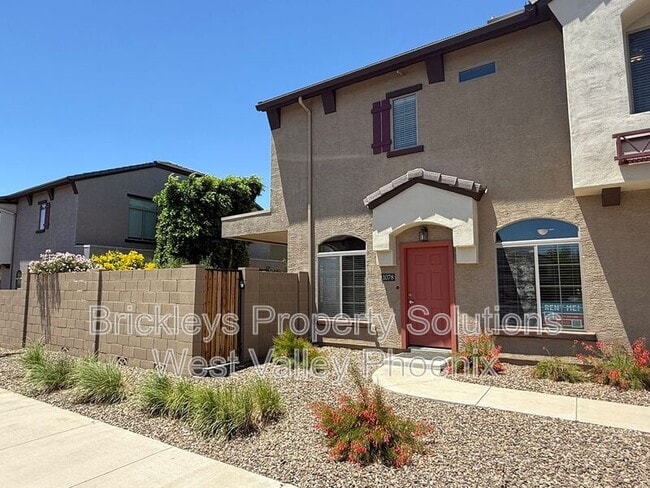 property at 2725 E Mine Creek Rd