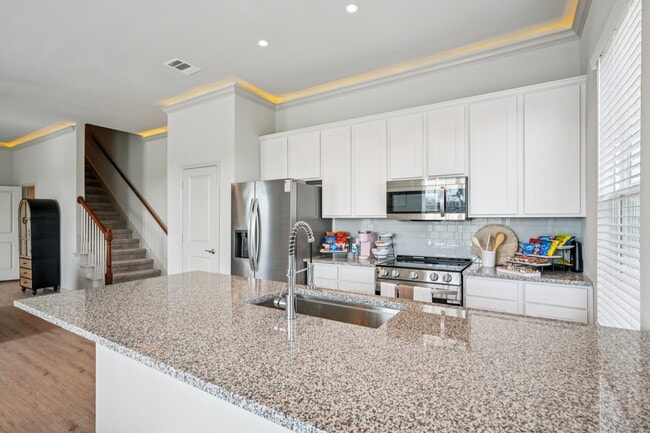 The Reserve at Red Oak