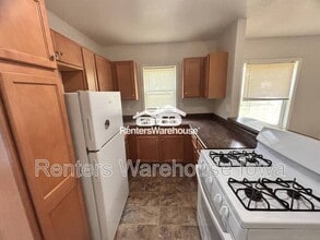 904 Luster Ln in Des Moines, IA - Building Photo - Building Photo