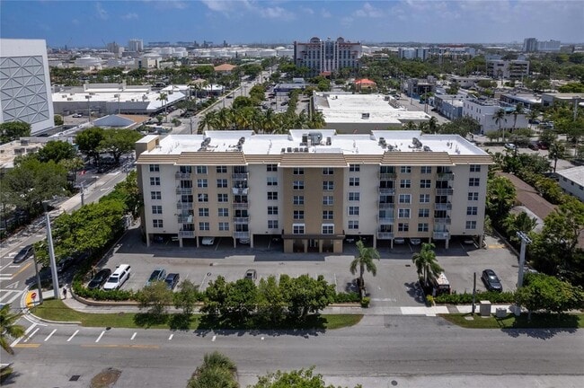 property at 1050 SE 15th St