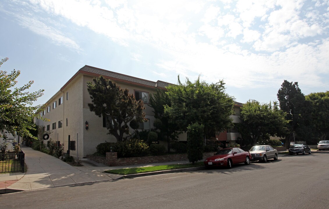 Scott Properties Apartments in Los Angeles, CA - Building Photo