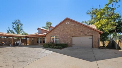 1414 W Cypress St in Rogers, AR - Foto de edificio - Building Photo