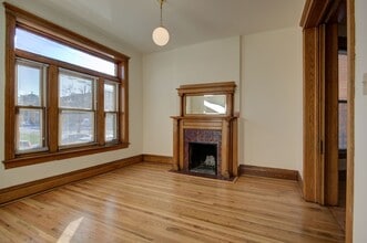 638 W Drummond Pl, Unit 1F in Chicago, IL - Building Photo - Building Photo