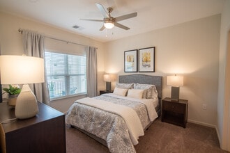 Crescent Park Commons in Greer, SC - Building Photo - Building Photo