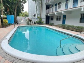 1407 NE 56th St in Fort Lauderdale, FL - Building Photo