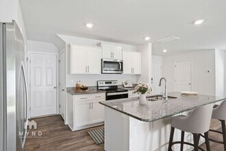 6025 Elena Lynn Ct in Charlotte, NC - Building Photo - Building Photo