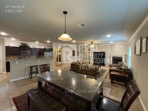 921 Karey Dr in Temple, TX - Building Photo - Building Photo