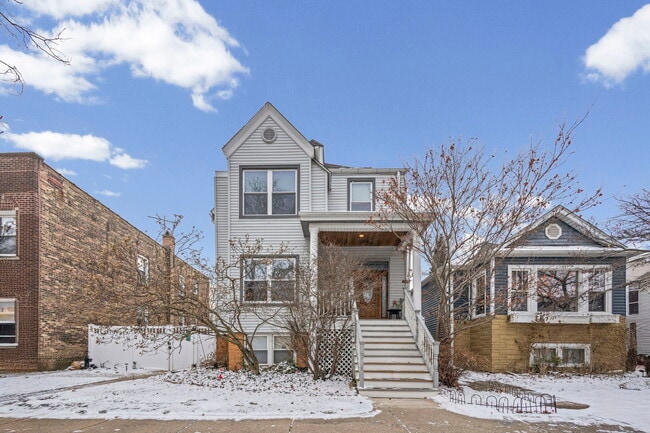 property at 4116 N Kilbourn Ave