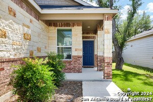7950 Hanging Branch in San Antonio, TX - Building Photo - Building Photo