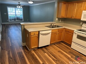 240 Cleveland Rd in Bogart, GA - Building Photo - Building Photo