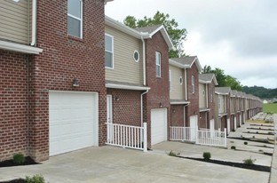 Townhouses of BB Way Apartments