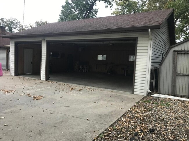 1315 Summit Ave in Detroit Lakes, MN - Building Photo - Building Photo