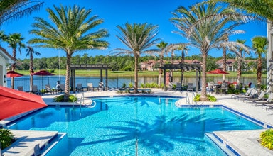 Messina Luxury Apartments in New Smyrna Beach, FL - Foto de edificio - Building Photo