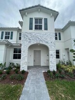 2696 SE 18th St in Homestead, FL - Building Photo