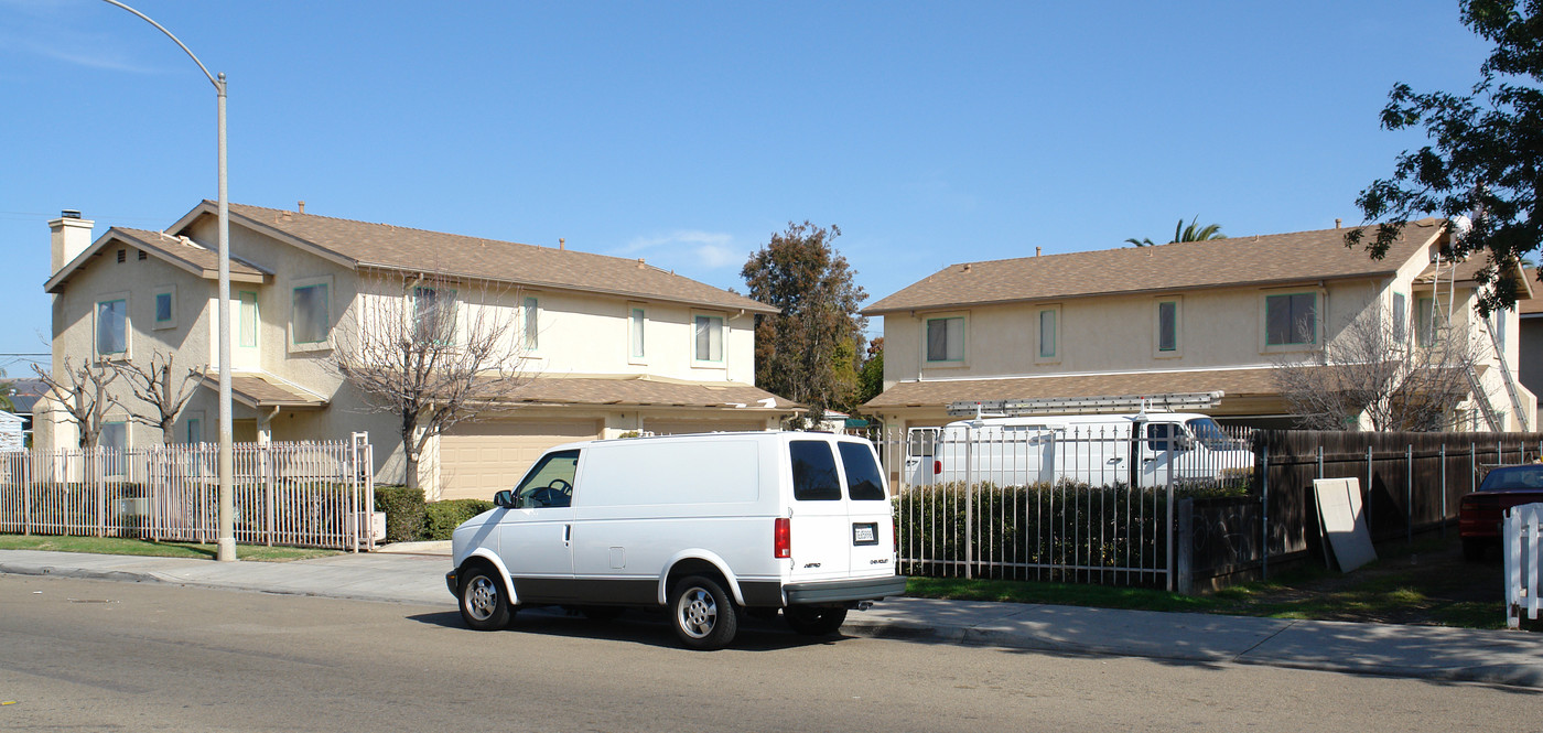 353 Chambers St in El Cajon, CA - Building Photo