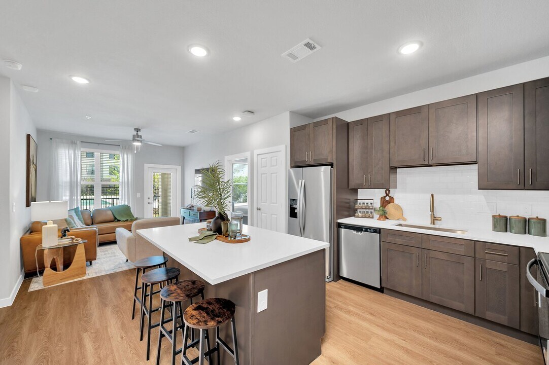 The Delta Pearland in Pearland, TX - Building Photo