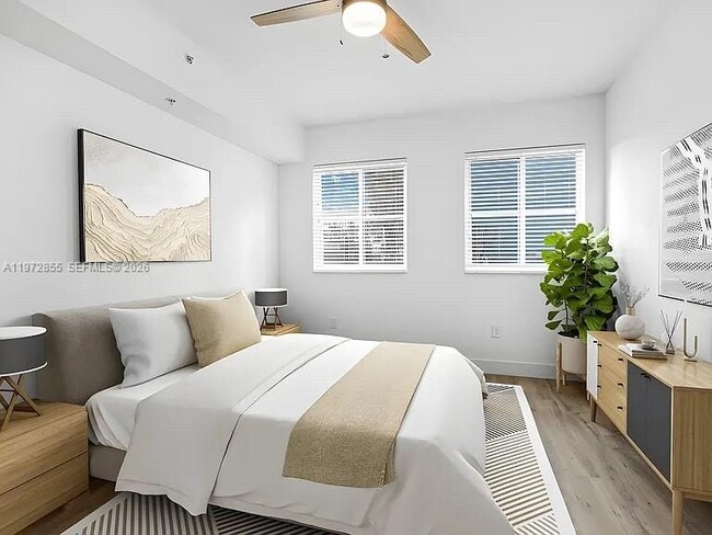 2952 SW 25th Ter in Miami, FL - Building Photo - Building Photo