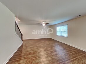 428 Charity Ln in Murfreesboro, TN - Foto de edificio - Building Photo