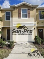 11 BELLA LAGO Cir in Port Orange, FL - Building Photo