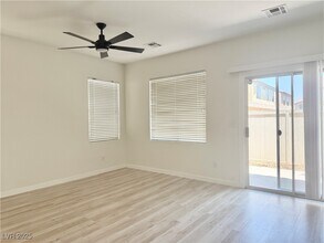 7976 Cook Islands Ct in Las Vegas, NV - Building Photo - Building Photo